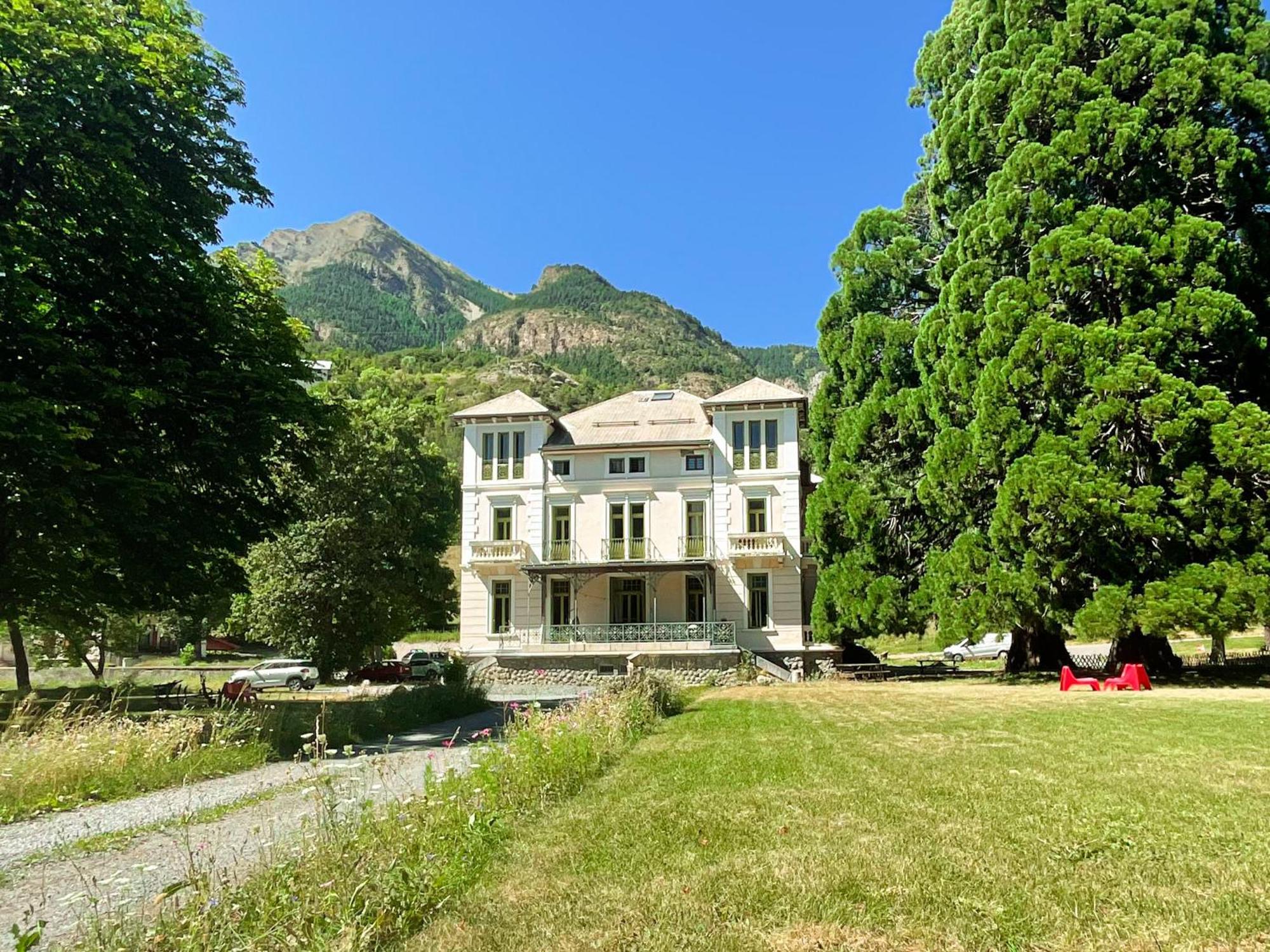 Villa Sequoia 柔基耶 外观 照片